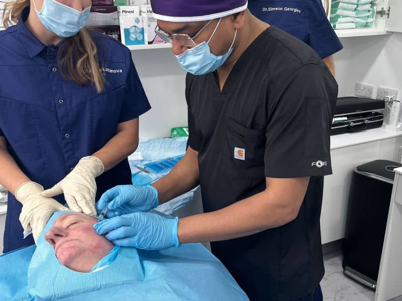 Dr Matla APTOS aesthetic trainer delivering advanced thread lift training for medical professionals