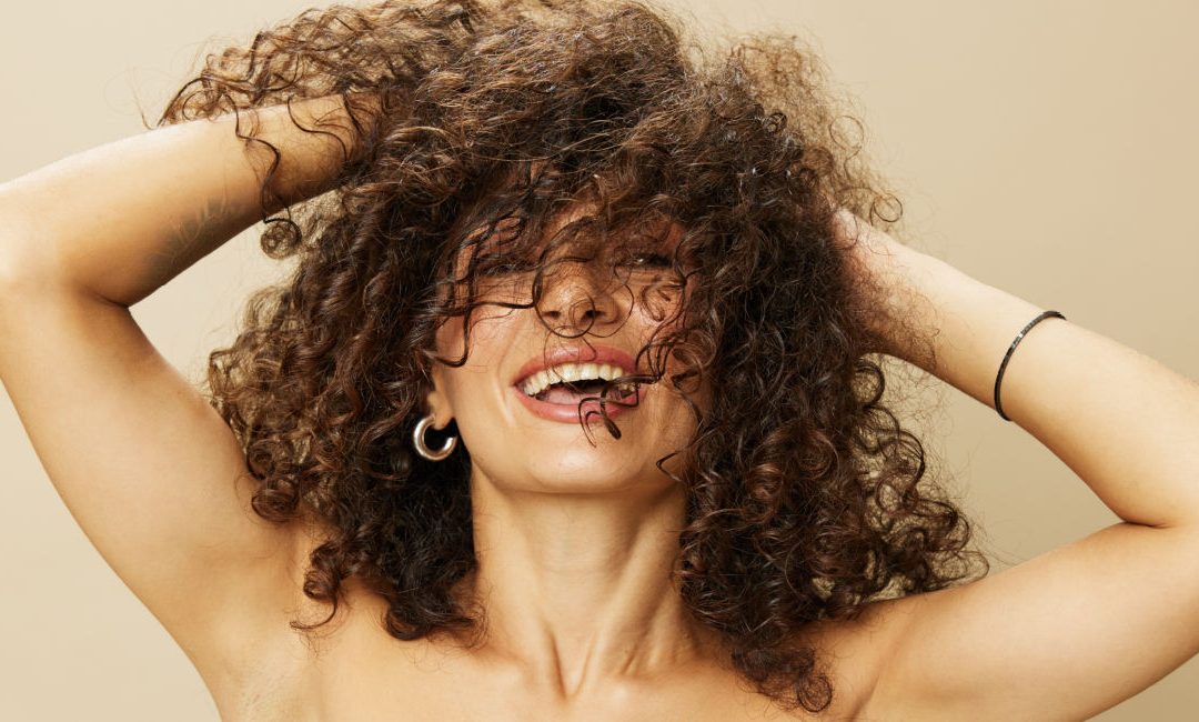 Hair Loss in Women:Causes and Treatments That Actually Work