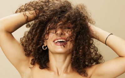 Hair Loss in Women:Causes and Treatments That Actually Work